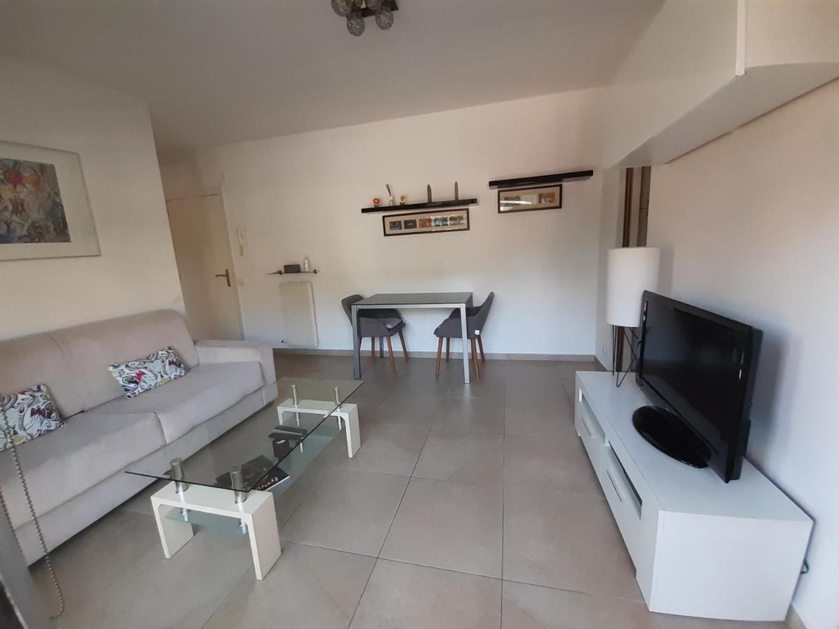 Joli Appartement Entre Menton Et Monaco Roquebrune-Cap-Martin Luaran gambar